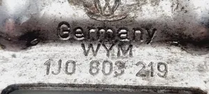 Volkswagen Golf V Support batterie 1J0803219