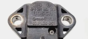 Volkswagen PASSAT B5 Czujnik ciśnienia powietrza 038906051