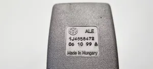 Volkswagen Golf IV Klamra przedniego pasa bezpieczeństwa 1J4858472