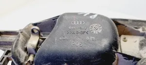 Audi A4 S4 B5 8D Klamka wewnętrzna drzwi 8D0837019