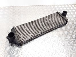 Opel Vivaro Chłodnica powietrza doładowującego / Intercooler 