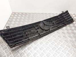 Mercedes-Benz Vito Viano W638 Grille calandre supérieure de pare-chocs avant A6388880415