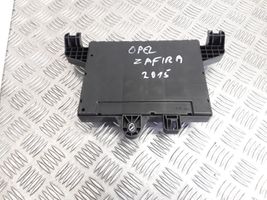 Opel Zafira C Fuse module 13368653