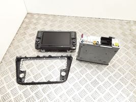 Volkswagen Tiguan Radio/CD/DVD/GPS-pääyksikkö 5G0919606