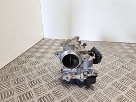Volkswagen Touran III Throttle valve 04L128063AA