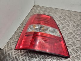 KIA Sorento Lampa tylna 9243E5