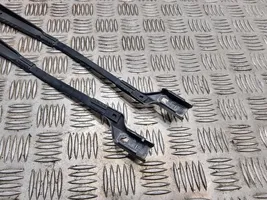 Opel Astra J Front wiper blade arm 3392125738