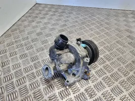 Opel Astra J Water pump 55484533