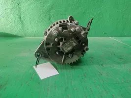 Nissan Primera Generatore/alternatore F8690734