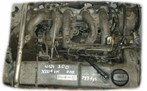 Mercedes-Benz E W124 Engine 