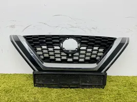 Nissan Qashqai J12 Grille calandre supérieure de pare-chocs avant 62310-6ua0a