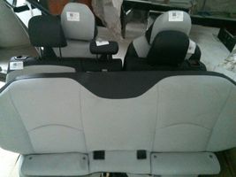 Toyota Prius (XW50) Reposacabezas del asiento trasero 7196047310C3