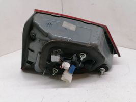 Toyota Auris E180 Lampy tylnej klapy bagażnika 924033Z5