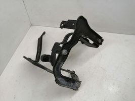 Ford Transit -  Tourneo Connect Supporto di montaggio della pompa del servosterzo 3M513K738AC