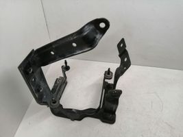 Ford Transit -  Tourneo Connect Supporto di montaggio della pompa del servosterzo 3M513K738AC