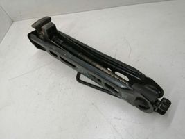 Toyota Verso Домкрат (данкрат) 90497285