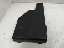 Toyota Prius (XW20) Coperchio scatola dei fusibili 8644