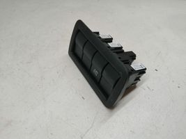Mazda CX-7 Przycisk / Włącznik DTC EG23664T0