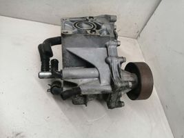 Mazda CX-7 Supporto del generatore/alternatore R2AA15176