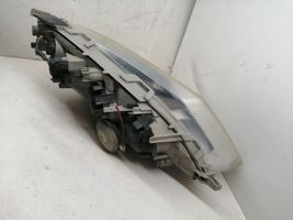 Mercedes-Benz Vaneo W414 Lampa przednia 0301189201