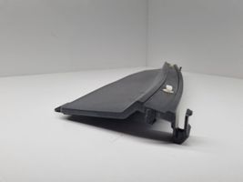 Toyota Prius (NHW20) Rivestimento del tergicristallo 55783