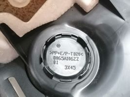 Mitsubishi Outlander Ohjauspyörän pylvään verhoilu 8065A106ZZ