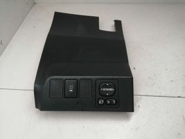 Toyota RAV 4 (XA40) Moldura del interruptor del espejo 5554542040