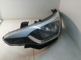 Hyundai i20 (GB IB) Lampa przednia 92101C8