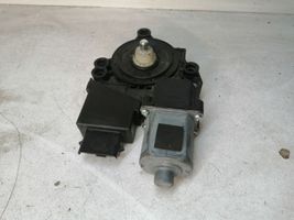 Hyundai i30 Motorino alzacristalli della portiera anteriore 82450A6010