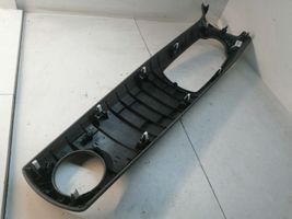 Toyota Yaris Panneau de garniture tableau de bord 554700D090