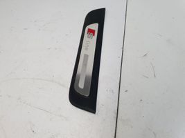 Audi A1 Copertura del rivestimento del sottoporta posteriore 8K0853376