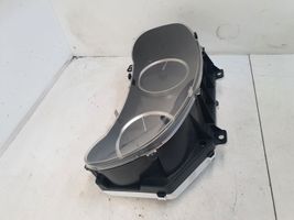 Lexus IS III XE30 Tachimetro (quadro strumenti) 8380053F22