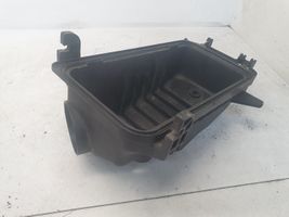 Toyota Avensis T250 Coperchio scatola del filtro dell’aria 177010D041