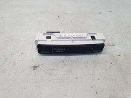 Toyota Avensis T270 Monitori/näyttö/pieni näyttö 8395005010