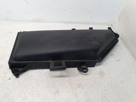 BMW 5 E60 E61 Ohjaamon sisäilman mikrosuodattimen kansi 64316950936