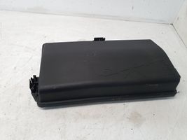 Chevrolet Cruze Fuse box cover 13222784