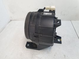 Toyota Yaris Wentylator baterii pojazdu hybrydowego / elektrycznego G923052010