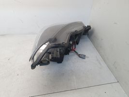 Toyota Yaris Lampa przednia 0D160