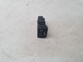 Toyota Avensis T270 Seat heating switch 453484