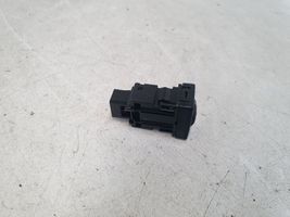 Toyota Avensis T270 Seat heating switch 453484