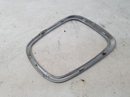 Toyota Yaris Kita centrinė konsolės (tunelio) detalė M0U021417