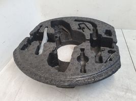 Volkswagen Golf V Rivestimento vano della ruota di scorta 1K0012115F