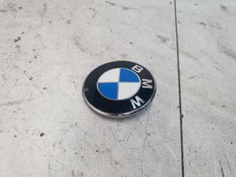 BMW 3 F30 F35 F31 Mostrina con logo/emblema della casa automobilistica 51148219237