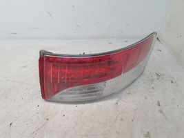 Toyota Avensis T250 Lampa tylna 08051