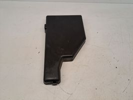 Toyota Prius (XW20) Coperchio scatola dei fusibili 8644YA1