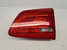 Volkswagen Cross Touran I Lampy tylnej klapy bagażnika 1T0945094