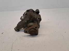 Volkswagen PASSAT B6 Ohjaustehostimen pumppu 3D0145156