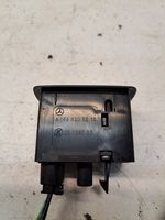 Mercedes-Benz B W245 Interruptor del elevalunas eléctrico A1698205210