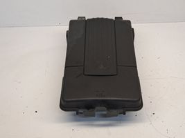 Volkswagen PASSAT B7 Coperchio/tappo della scatola vassoio della batteria 33C091544