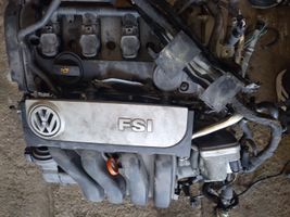 Volkswagen PASSAT B6 Vaihtomoottori BLR